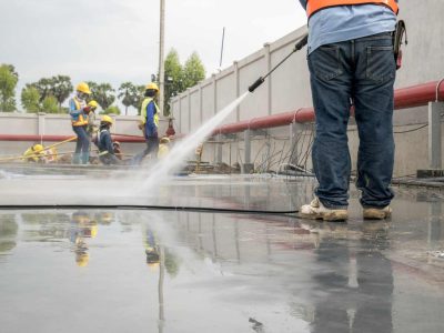 5 Reasons Why Your Business Needs Professional Pressure Washing Services